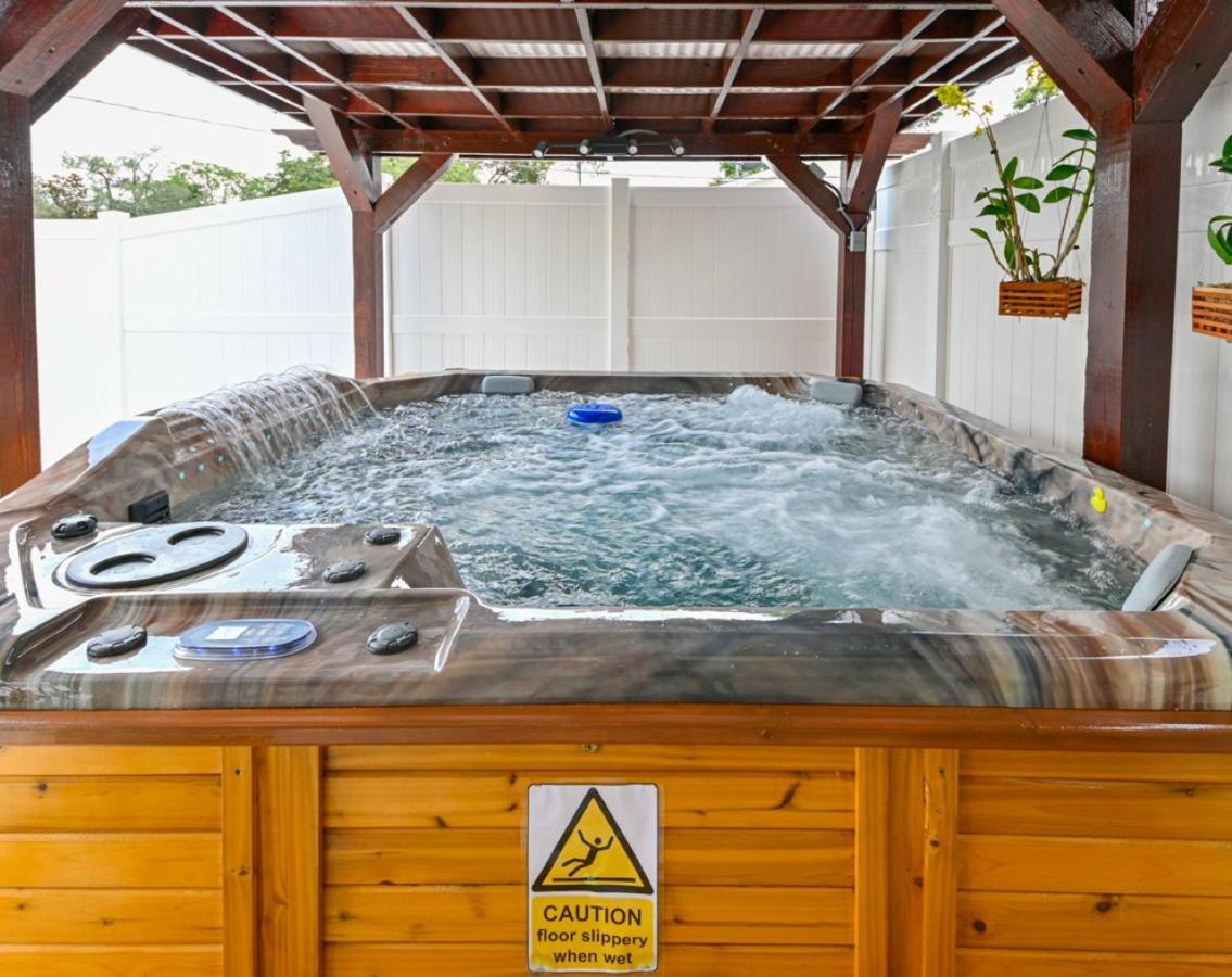 Paradise In Brandon With Luxurious 6 Person Spa Eksteriør bilde